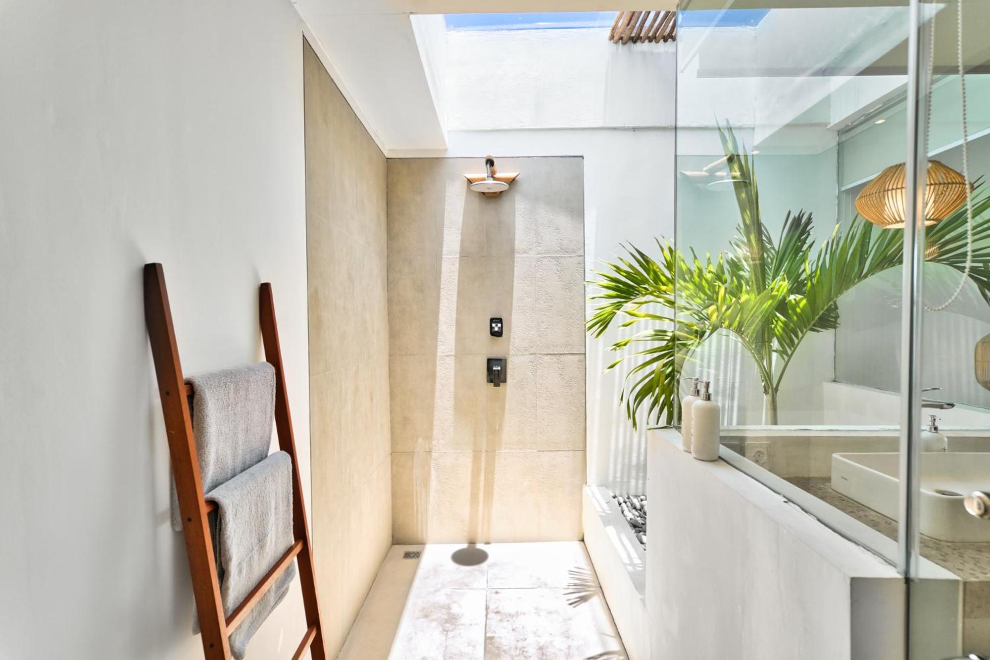 Octo 6 Villa By Betterplace Canggu Exterior foto